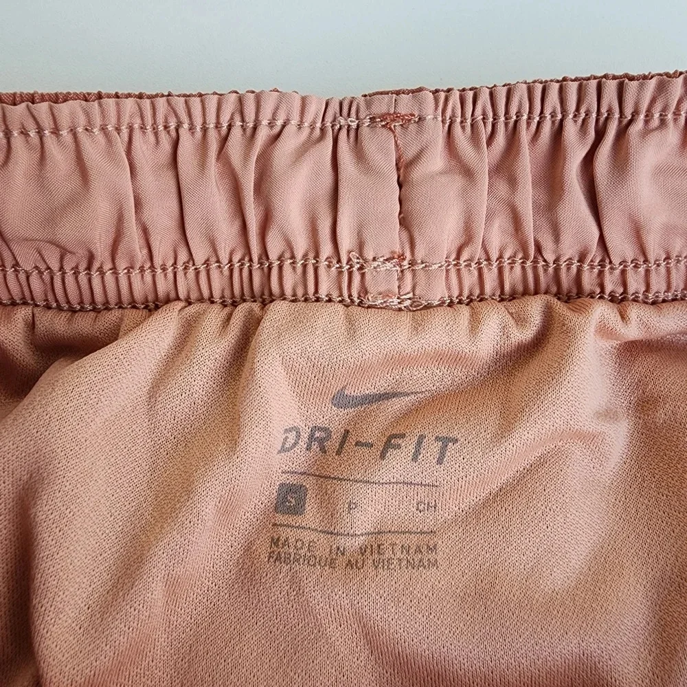 Nike Dri-Fit Women's Athletic Shorts Lightweight Run Jog Brown Pink Lined S